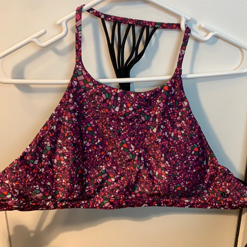 Lululemon EUC sz10 bathing suit top